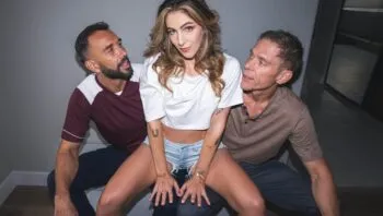 She Desires a Double Dick Down